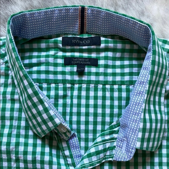 Green Checkered Men's Shirt - Picture 4 of 11